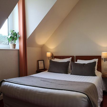 Hotel Aux Tamaris - Vue Mer Roscoff Habitación foto